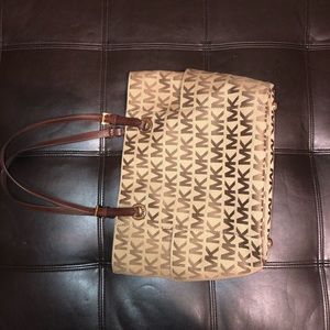Michael Kors Tote